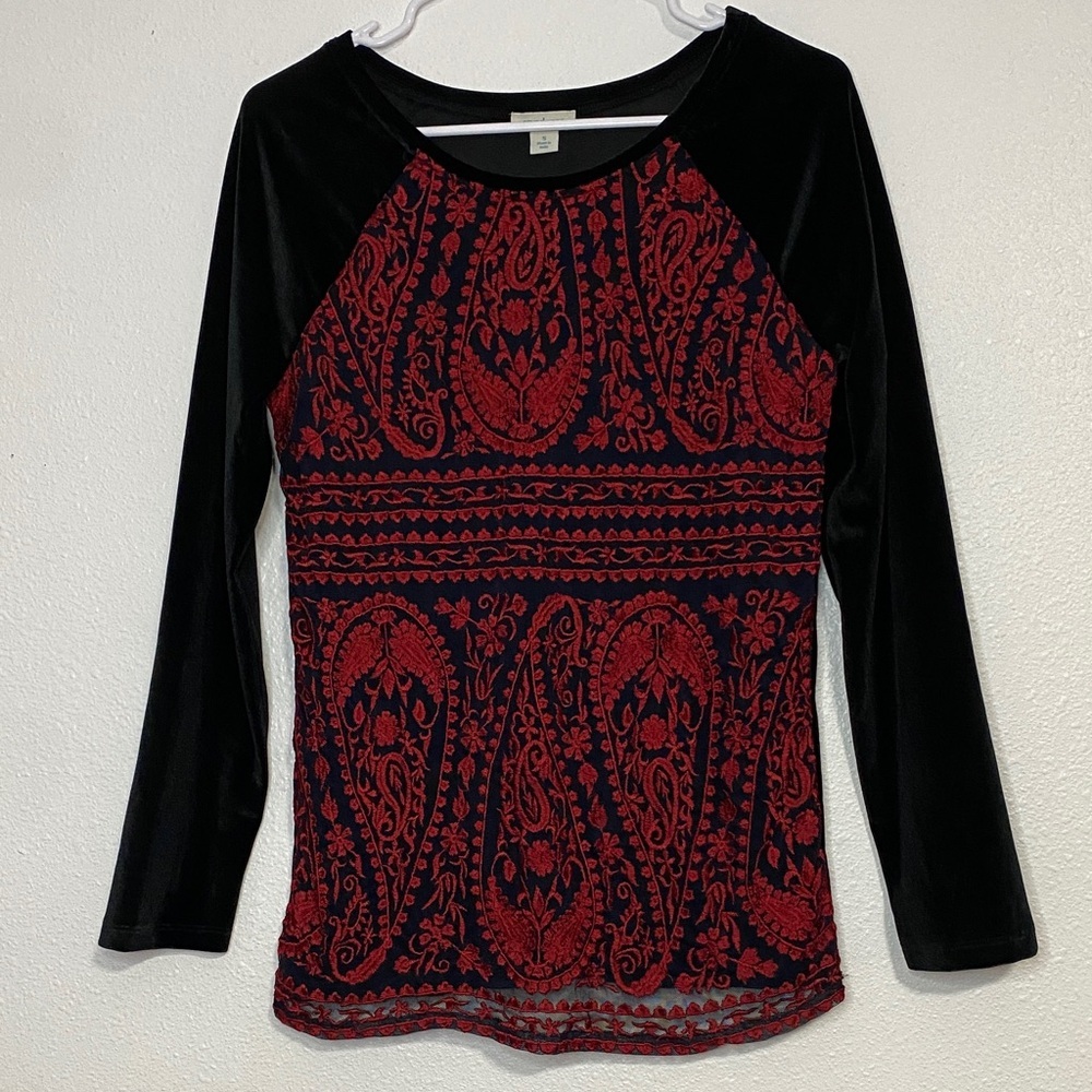 Sundance Black and Red Paisley Long Sleeve Top Size S - Picture 3 of 14